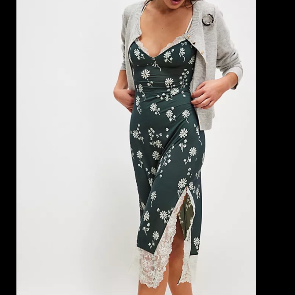 Party Crasher Midi Slip green / pine needle combo XS